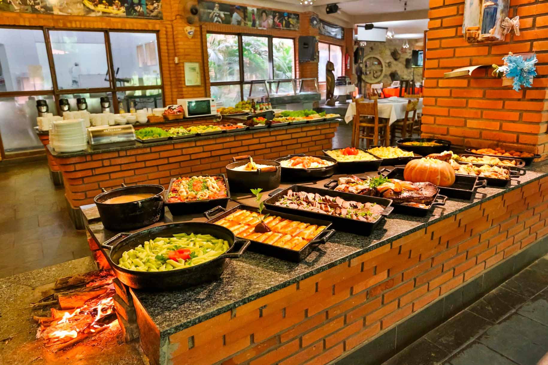 Pratos típicos do almoço com produtos da horta (foto 3)